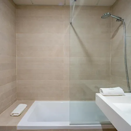 Beachclose With Pool By Costarentals - Ref 22 Torremolinos